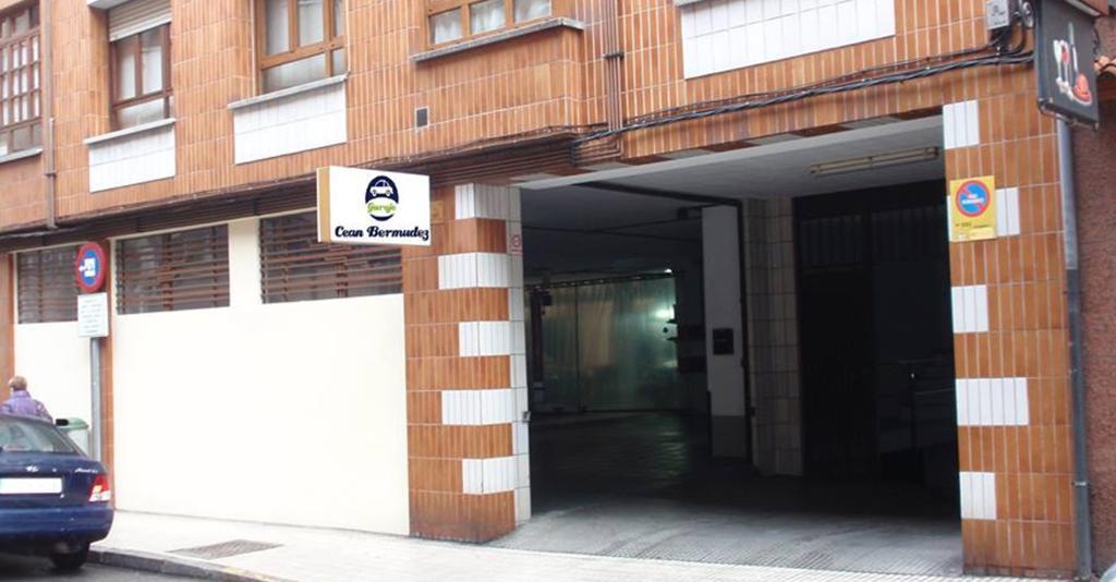 Apartamentos Cean Bermudez Gijón Extérieur photo