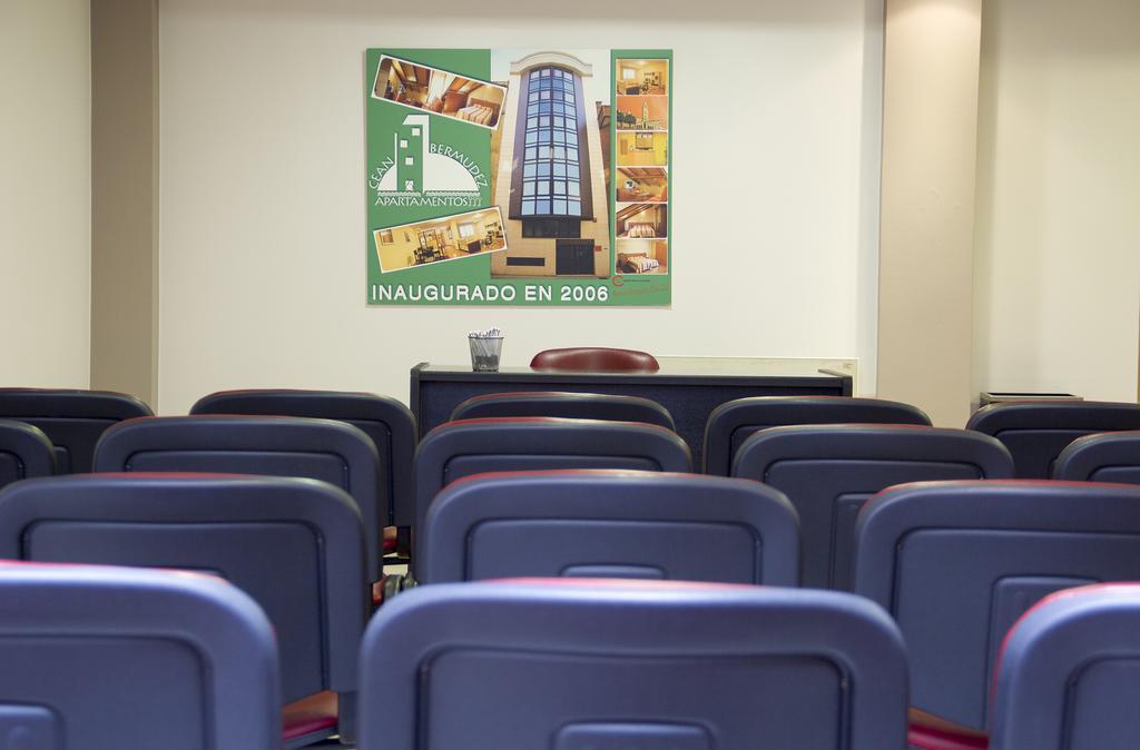 Apartamentos Cean Bermudez Gijón Extérieur photo