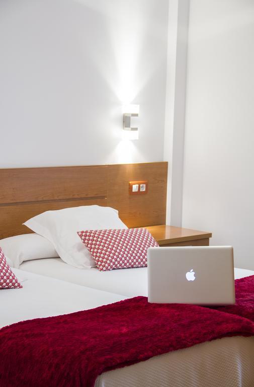 Apartamentos Cean Bermudez Gijón Extérieur photo
