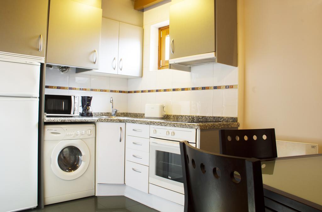 Apartamentos Cean Bermudez Gijón Extérieur photo